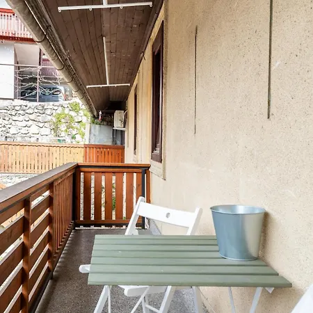 Castle Street Apartment